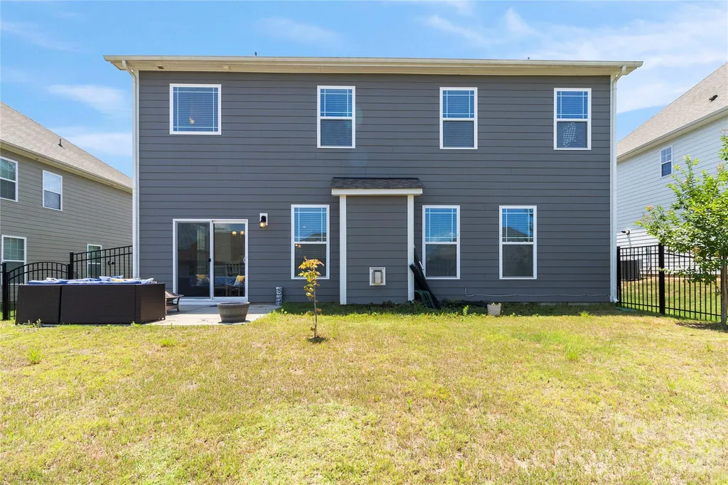 2011 Saddlebred Drive Iron Station NC 28080