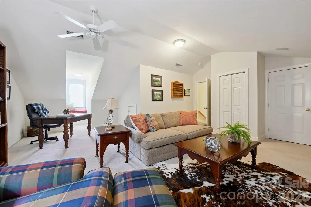 3128 Ethereal Lane Charlotte NC 28226