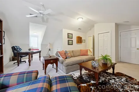 3128 Ethereal Lane Charlotte NC 28226