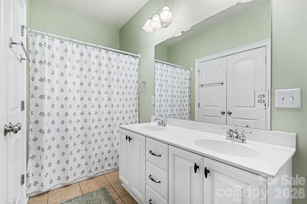 13322 Pierre Reverdy Drive Davidson NC 28036