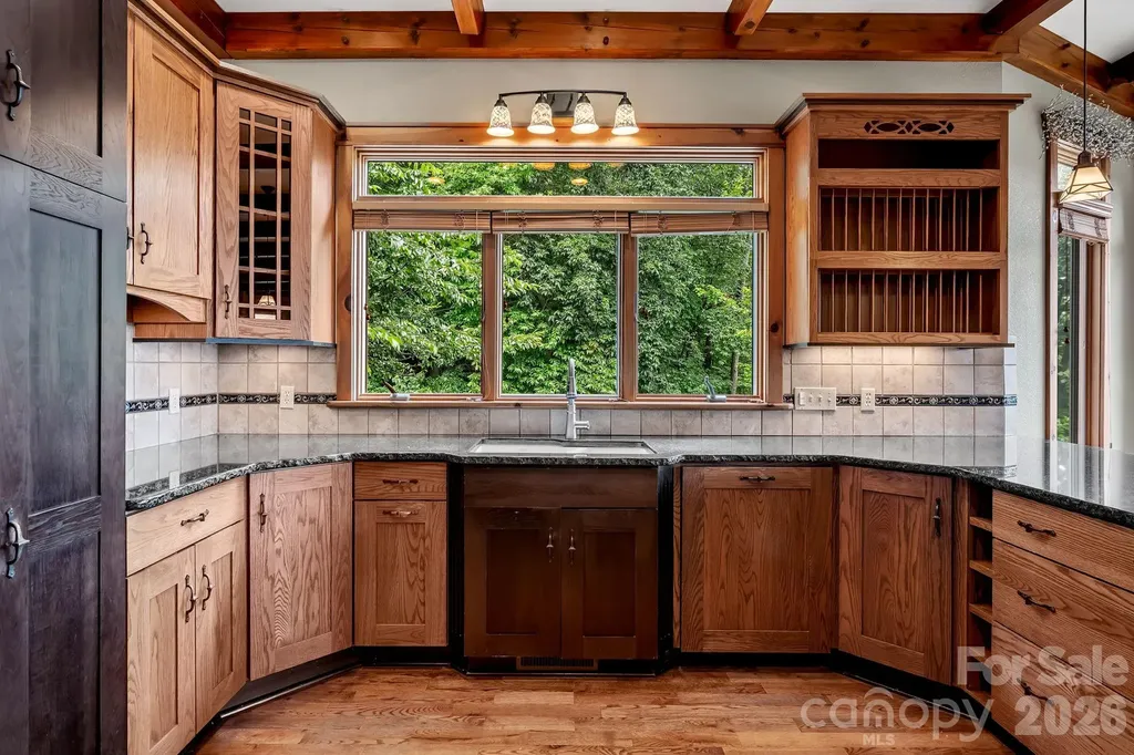 241 Glen Eagle Drive Waynesville NC 28786