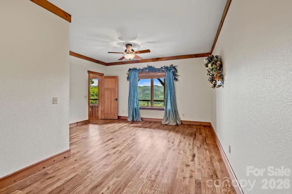241 Glen Eagle Drive Waynesville NC 28786