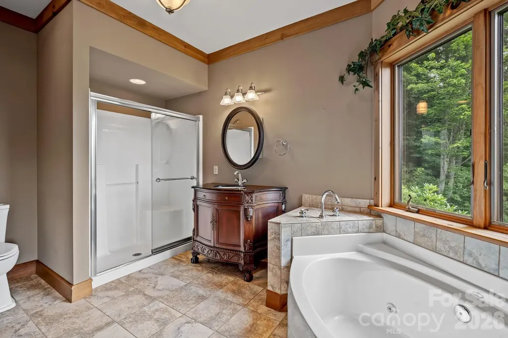 241 Glen Eagle Drive Waynesville NC 28786
