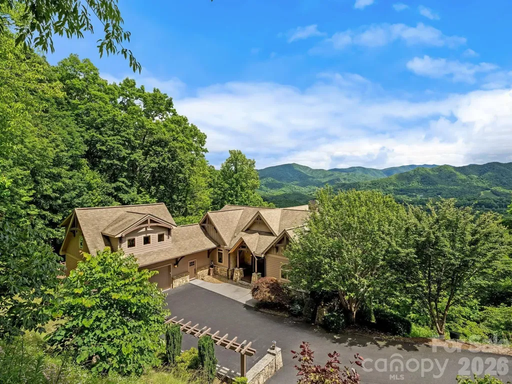 241 Glen Eagle Drive Waynesville NC 28786