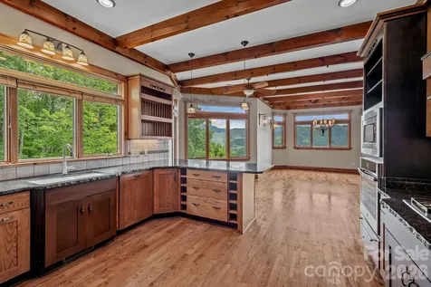 241 Glen Eagle Drive Waynesville NC 28786