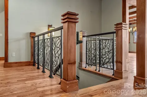 241 Glen Eagle Drive Waynesville NC 28786