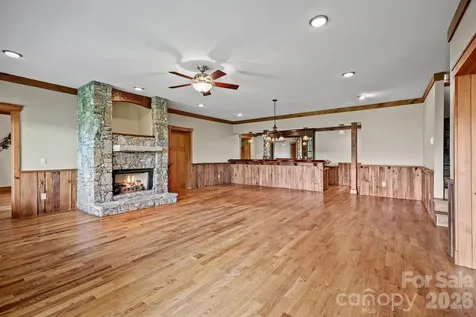 241 Glen Eagle Drive Waynesville NC 28786
