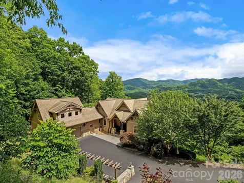 241 Glen Eagle Drive Waynesville NC 28786