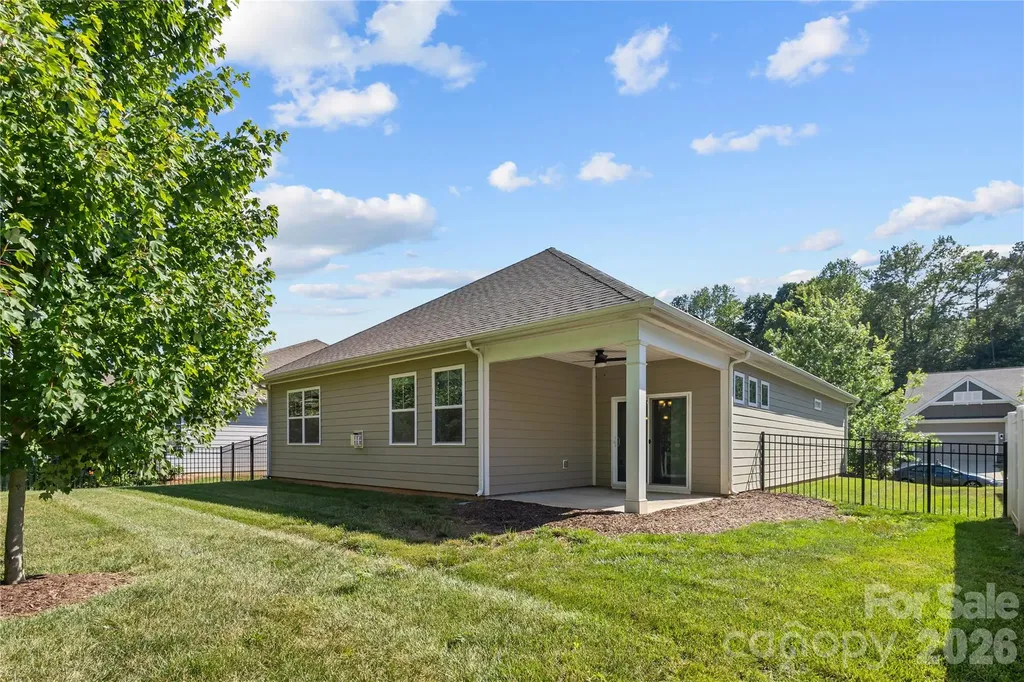 2449 Seagull Drive Denver NC 28037