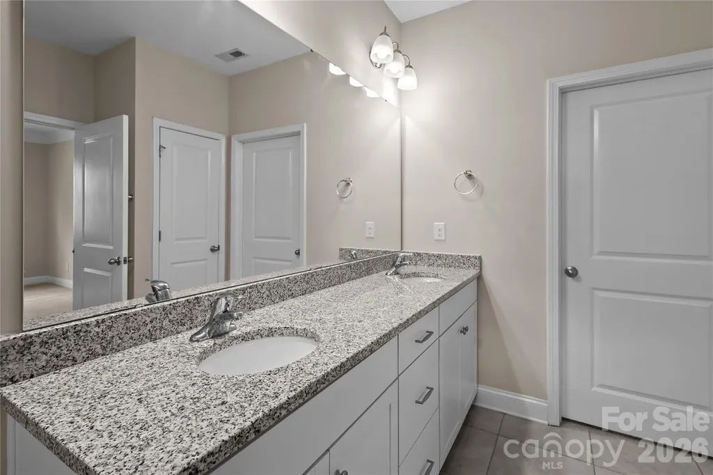2449 Seagull Drive Denver NC 28037