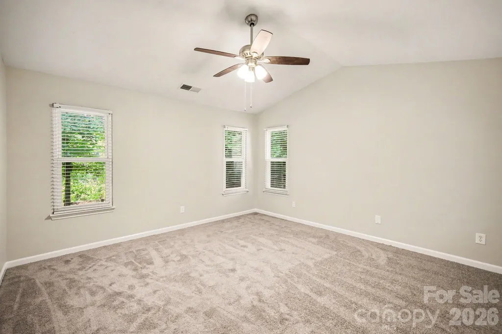 2732 Black Walnut Lane Charlotte NC 28262