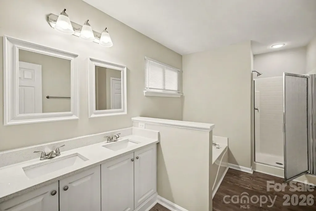 2732 Black Walnut Lane Charlotte NC 28262