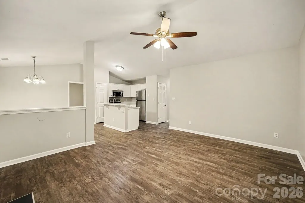 2732 Black Walnut Lane Charlotte NC 28262
