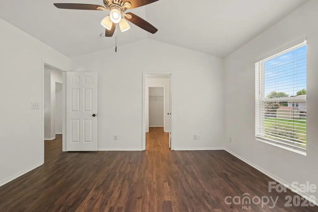 4636 Meadowfield Road Charlotte NC 28215