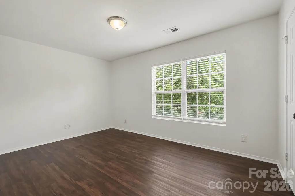 4636 Meadowfield Road Charlotte NC 28215