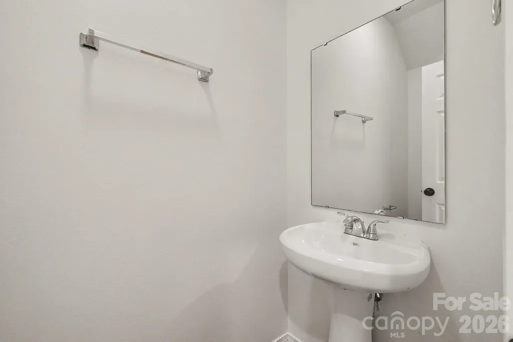 4636 Meadowfield Road Charlotte NC 28215