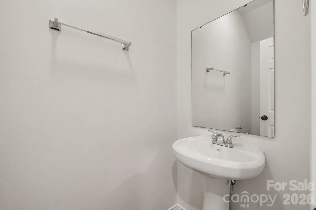 4636 Meadowfield Road Charlotte NC 28215