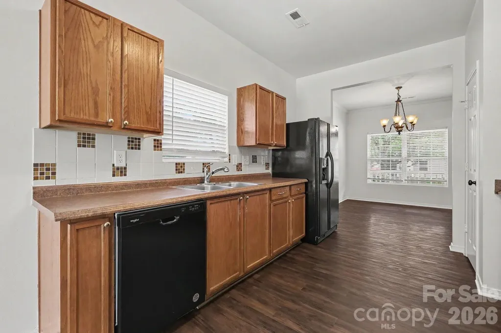 4636 Meadowfield Road Charlotte NC 28215