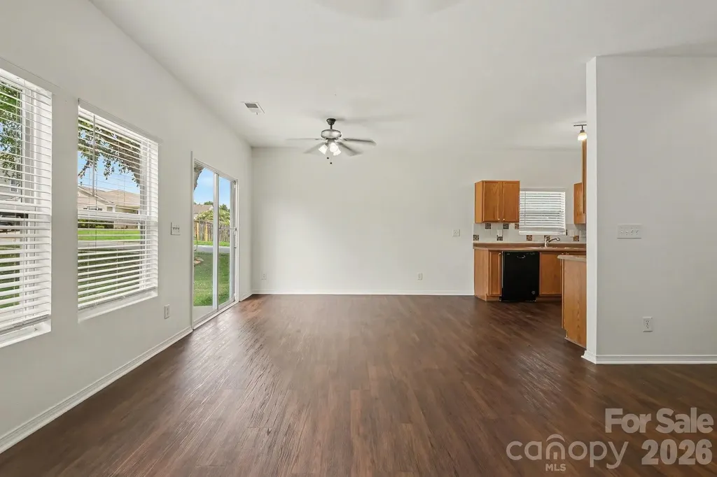 4636 Meadowfield Road Charlotte NC 28215