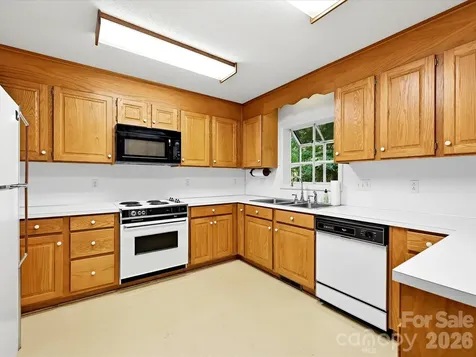 5950 King Wilkinson Road Denver NC 28037