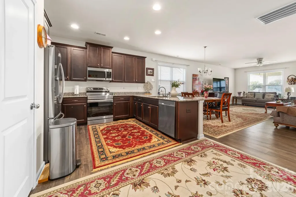 7383 Latham Way Denver NC 28037