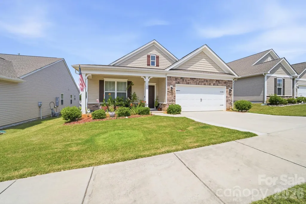 7383 Latham Way Denver NC 28037