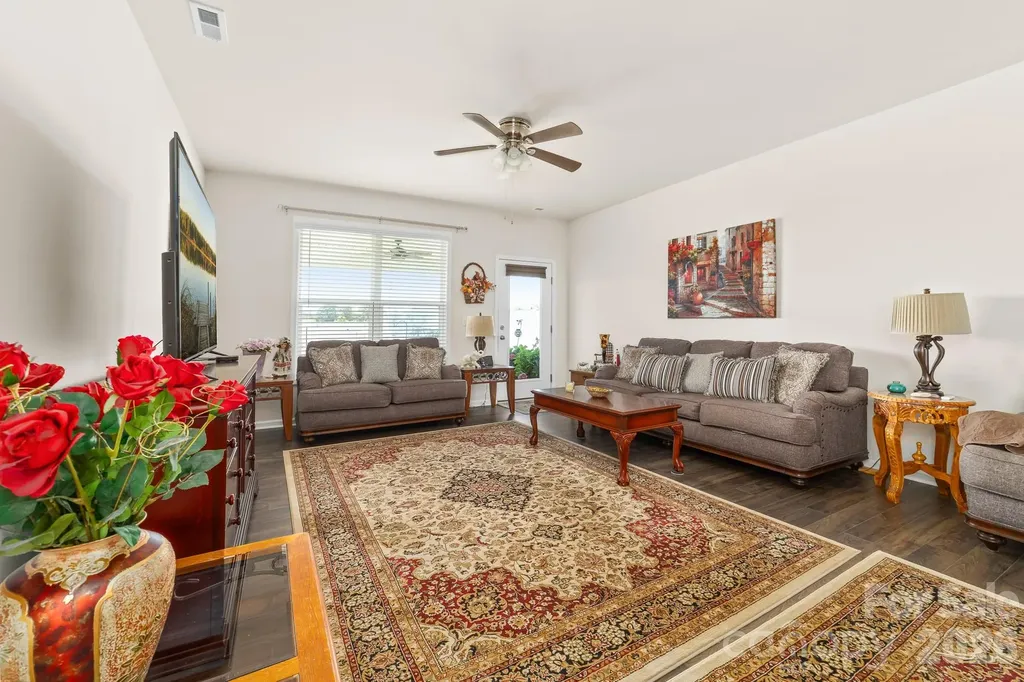 7383 Latham Way Denver NC 28037