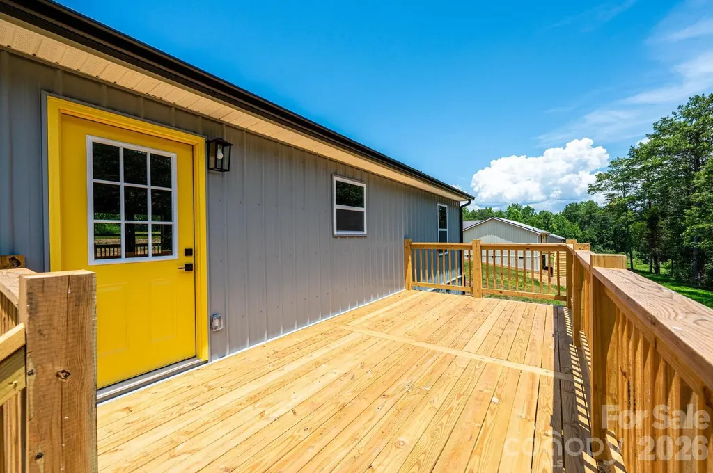 2047 Bailey Drive Hickory NC 28601