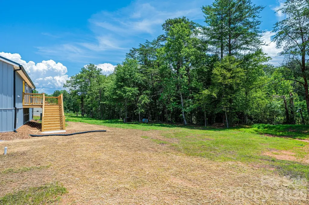 2047 Bailey Drive Hickory NC 28601
