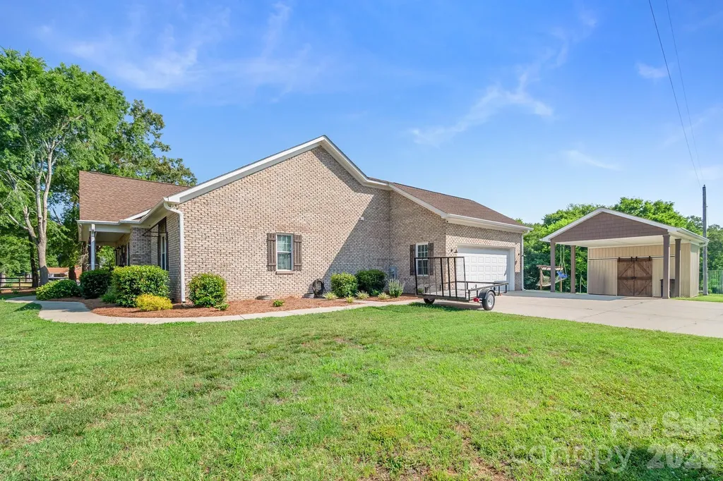 2324 Old Camden Road Monroe NC 28110