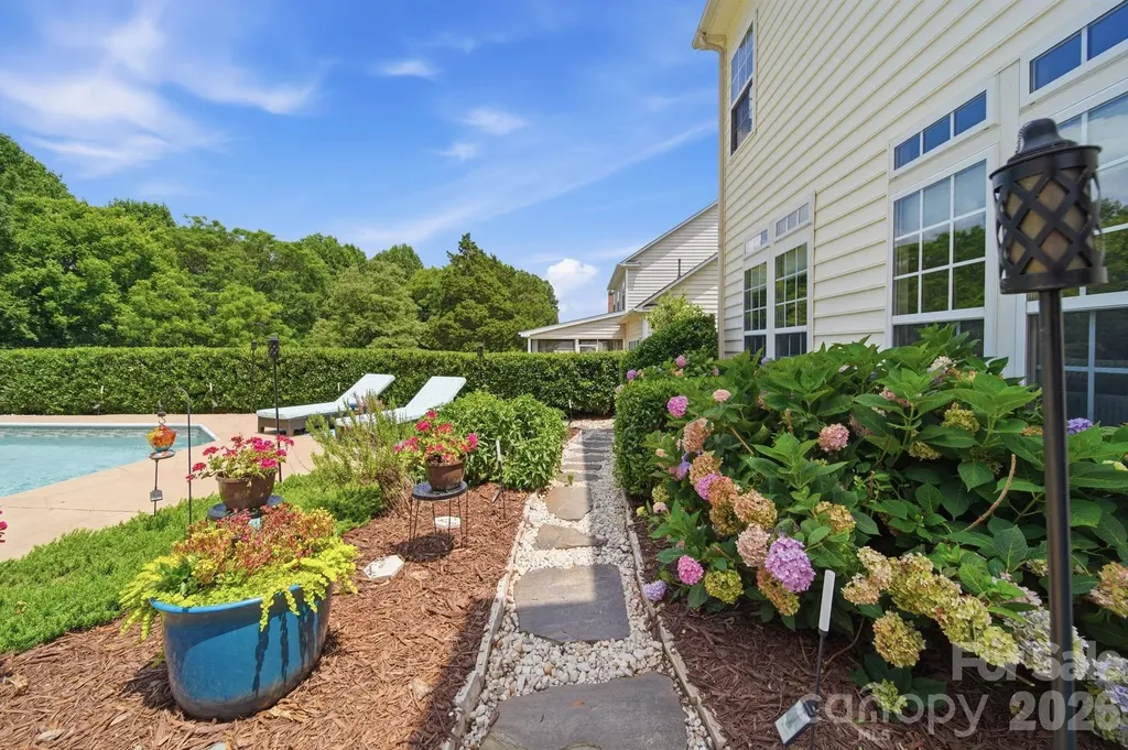 206 Pamlico Lane Mooresville NC 28117