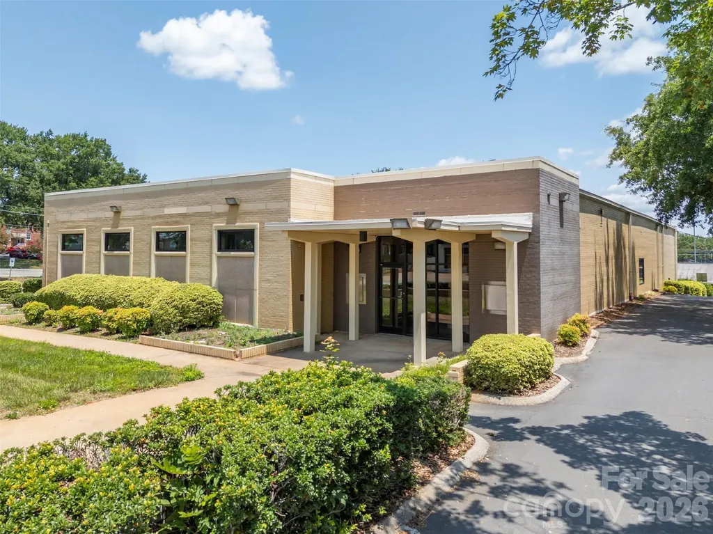 330 W Main Street Forest City NC 28043