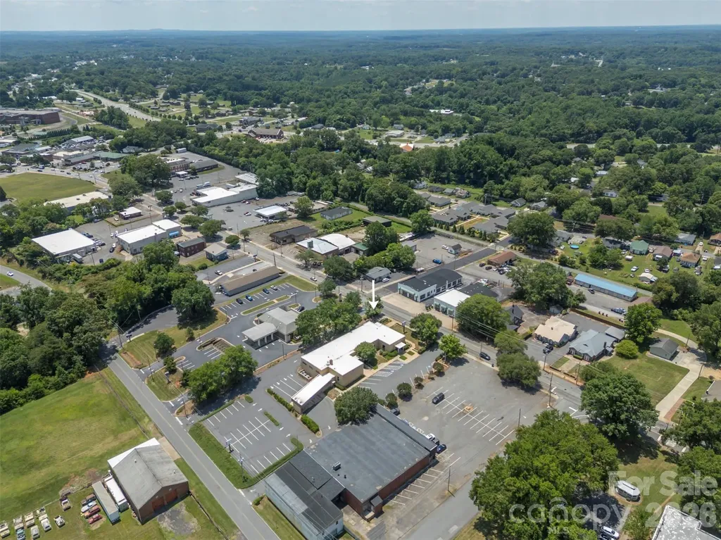 330 W Main Street Forest City NC 28043