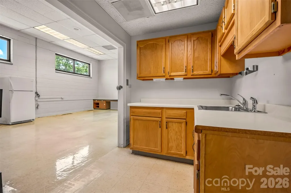 330 W Main Street Forest City NC 28043