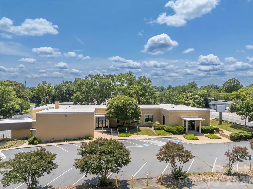 330 W Main Street Forest City NC 28043