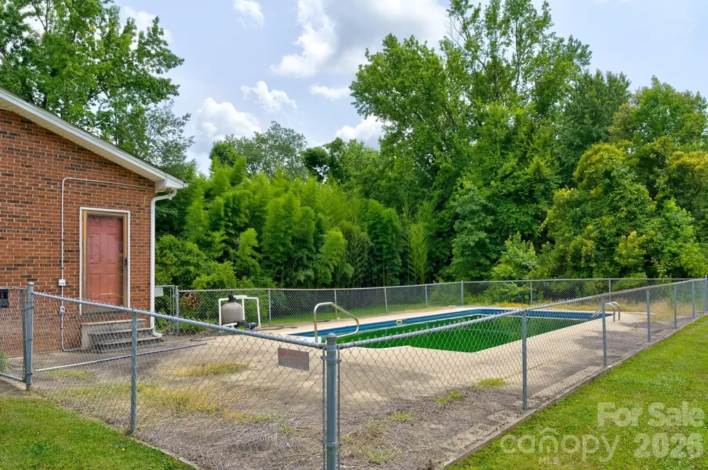 3691 Tryon Courthouse Road Cherryville NC 28021