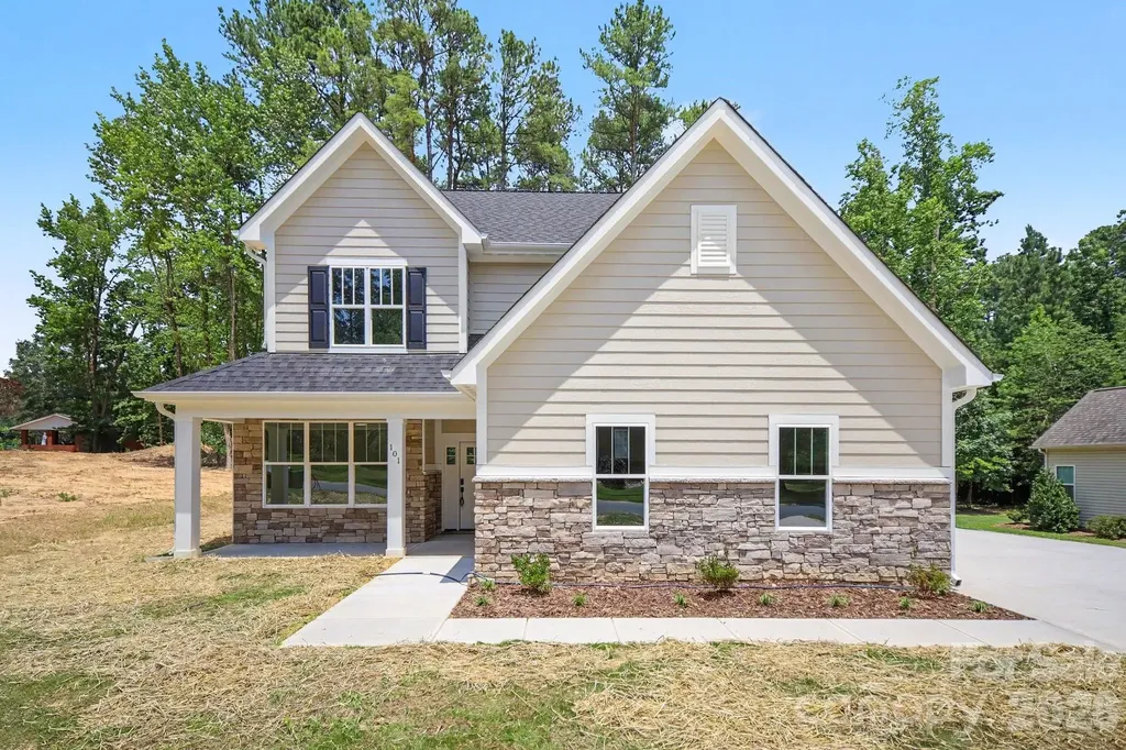 101 Delancy Street Locust NC 28097