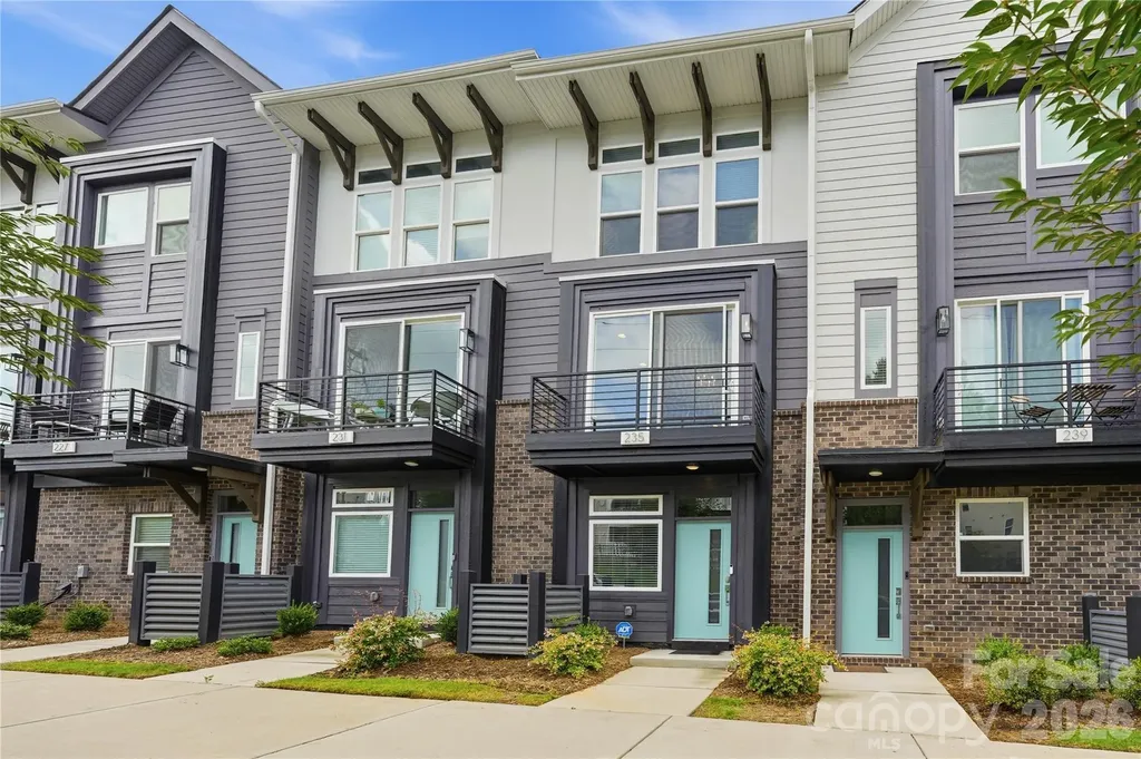 235 S Bruns Avenue Charlotte NC 28208