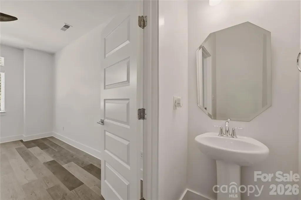 235 S Bruns Avenue Charlotte NC 28208