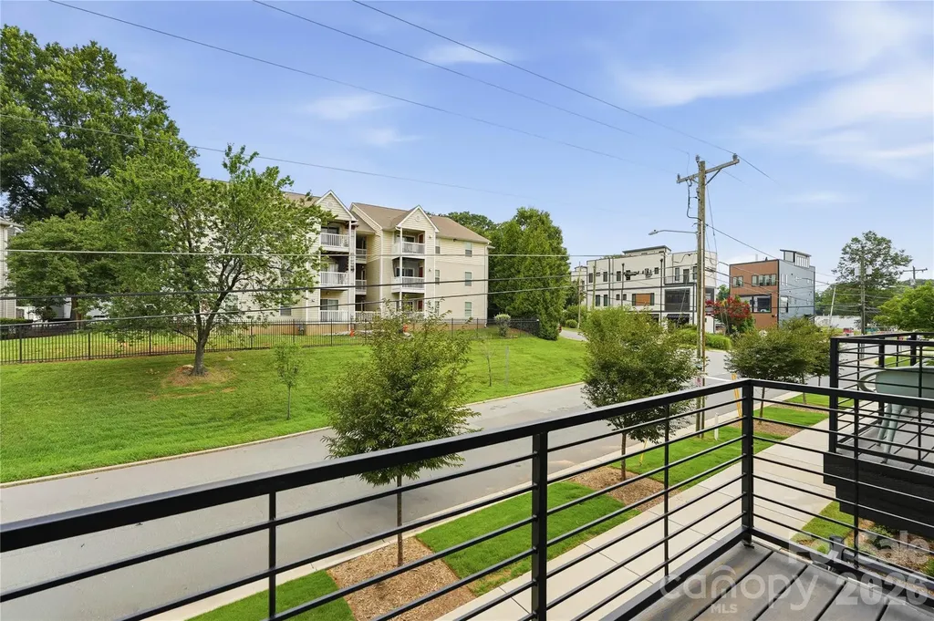 235 S Bruns Avenue Charlotte NC 28208