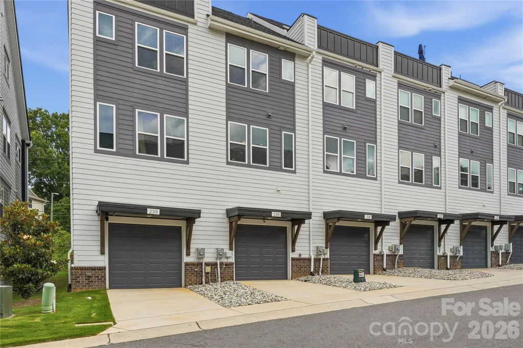 235 S Bruns Avenue Charlotte NC 28208