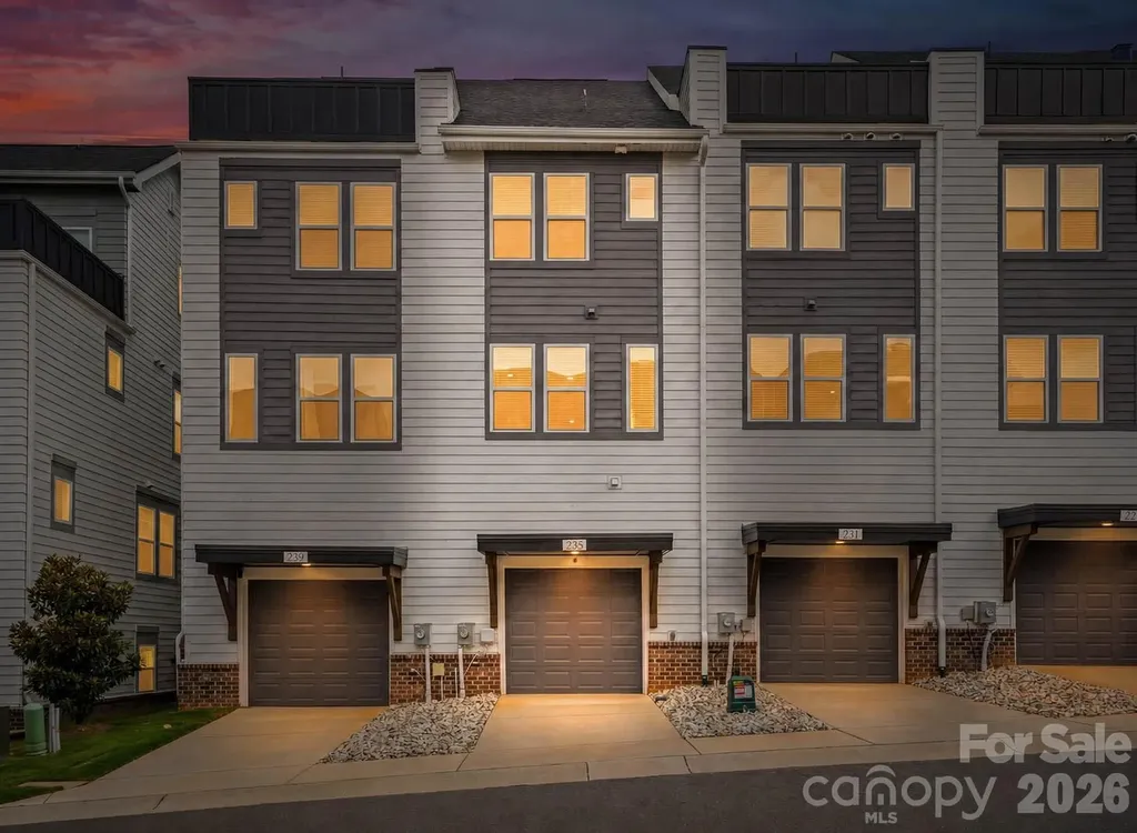 235 S Bruns Avenue Charlotte NC 28208