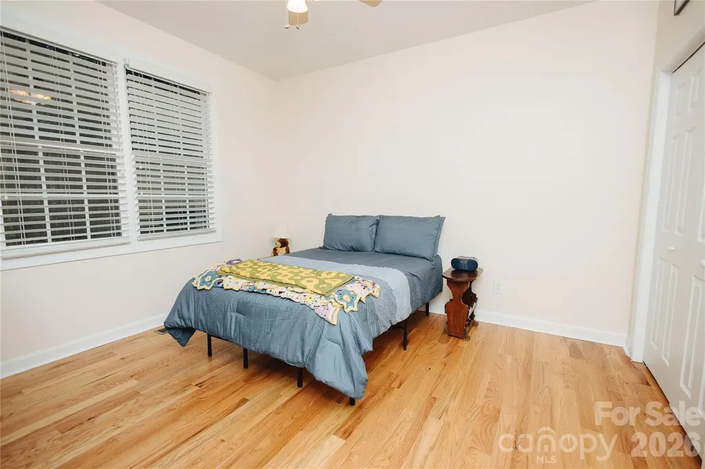 487 Cross Creek Drive Marion NC 28752