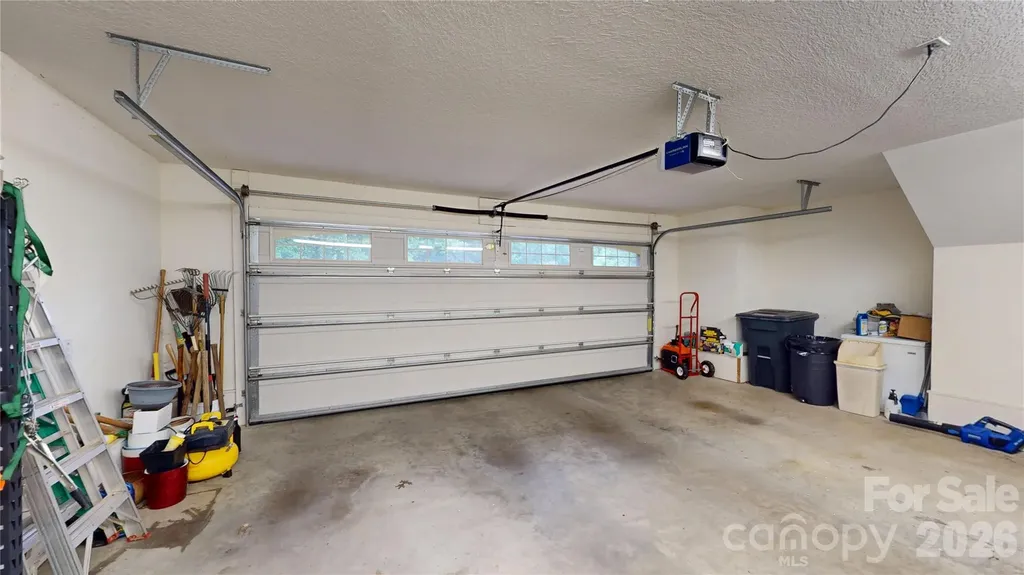 487 Cross Creek Drive Marion NC 28752