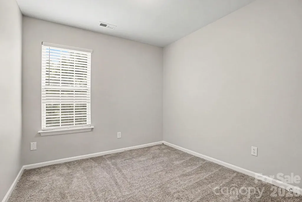 5336 Beam Lake Drive Charlotte NC 28216
