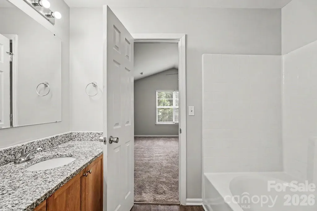 5336 Beam Lake Drive Charlotte NC 28216