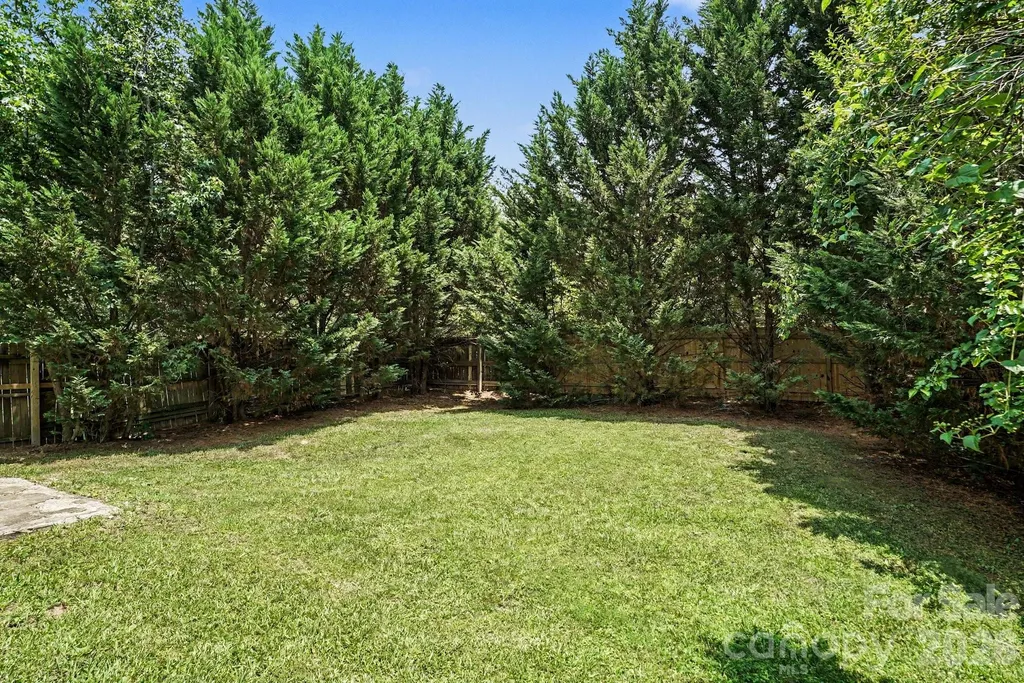 5336 Beam Lake Drive Charlotte NC 28216