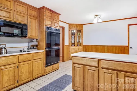 329 Dix Creek #2 Road Leicester NC 28748