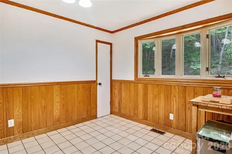 329 Dix Creek #2 Road Leicester NC 28748