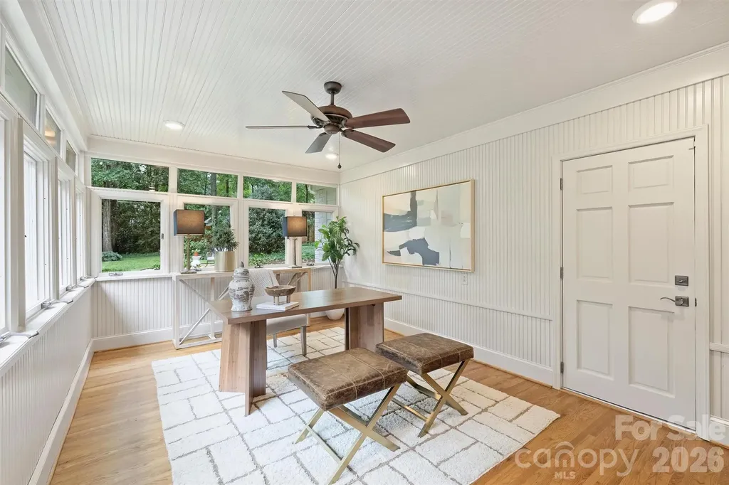 5519 Robinhood Road Charlotte NC 28211